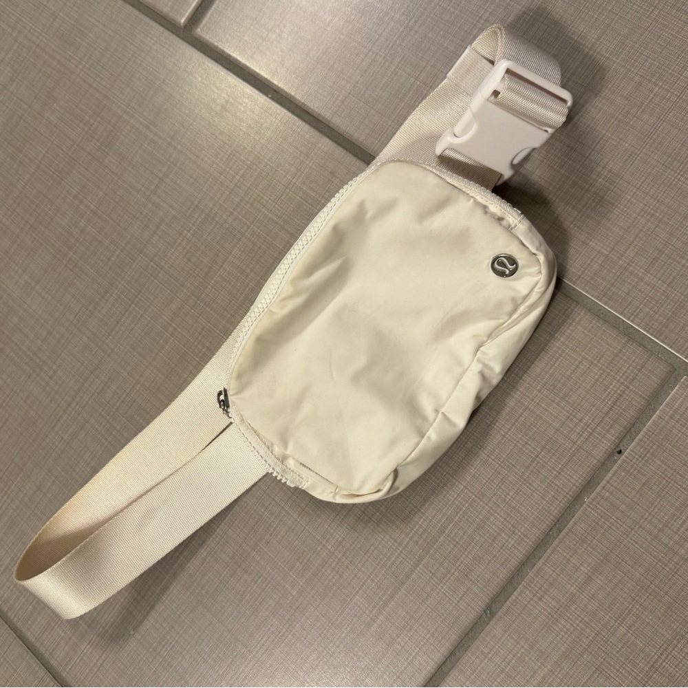 Lululemon Belt Bag